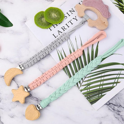 Attache tetine modèle