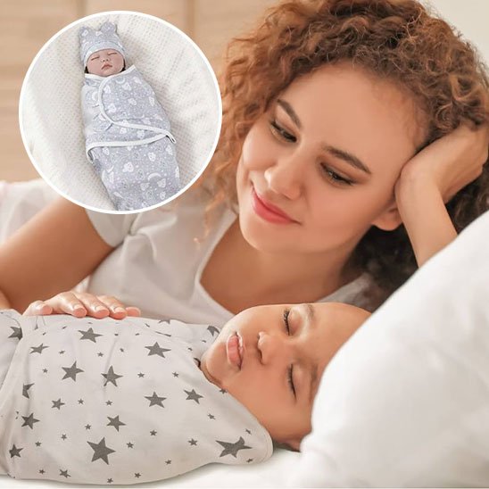 bébé couvert avec Couverture emmaillotage a cote sa maman