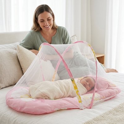 Lit moustiquaire bebe rose