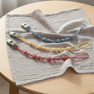 plusieurs couleurs Attache tetine 