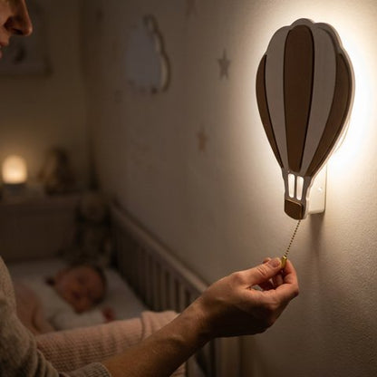 Veilleuse murale bébé
